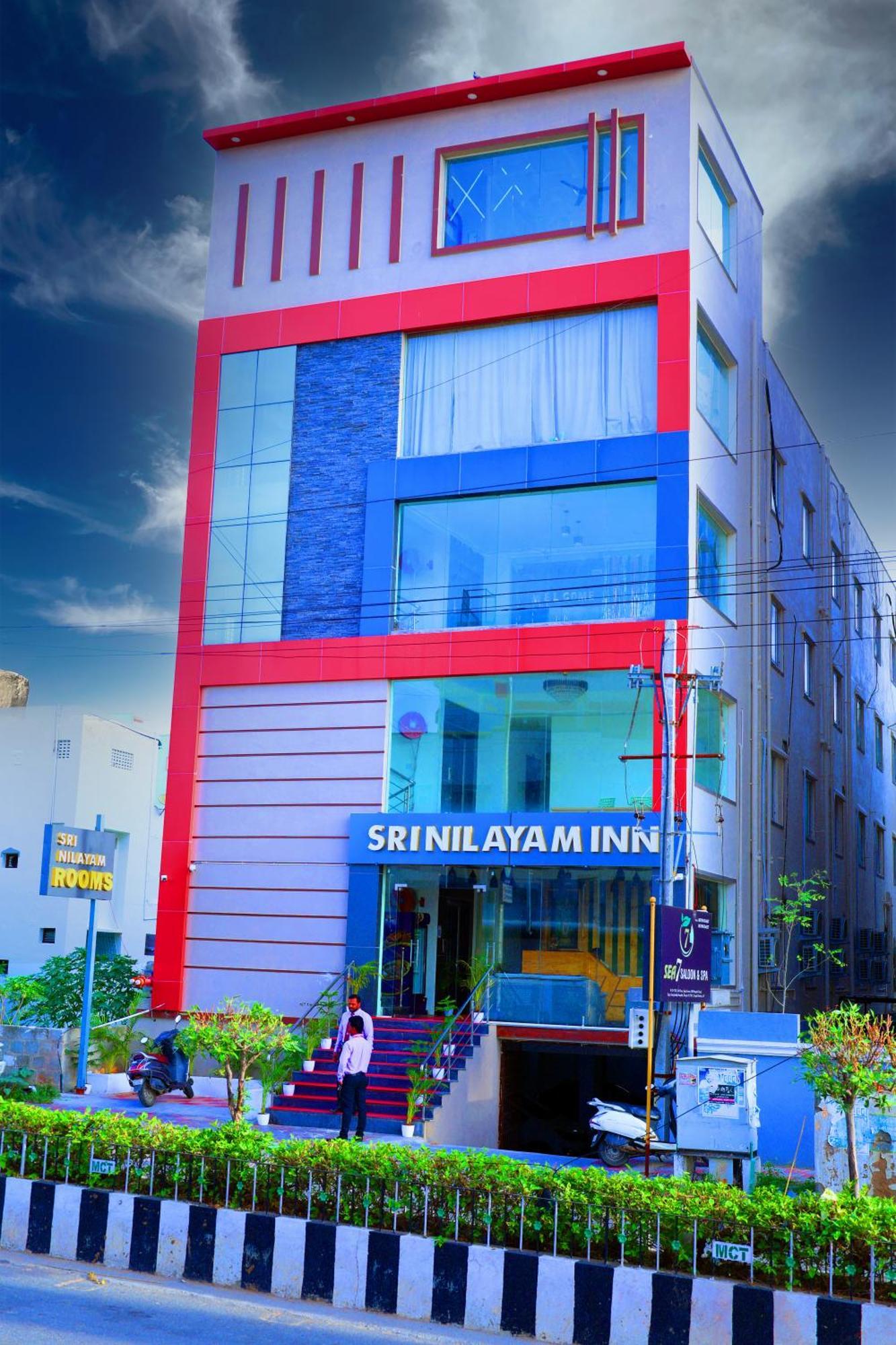 Sri Nilayam Inn ティルパティ エクステリア 写真
