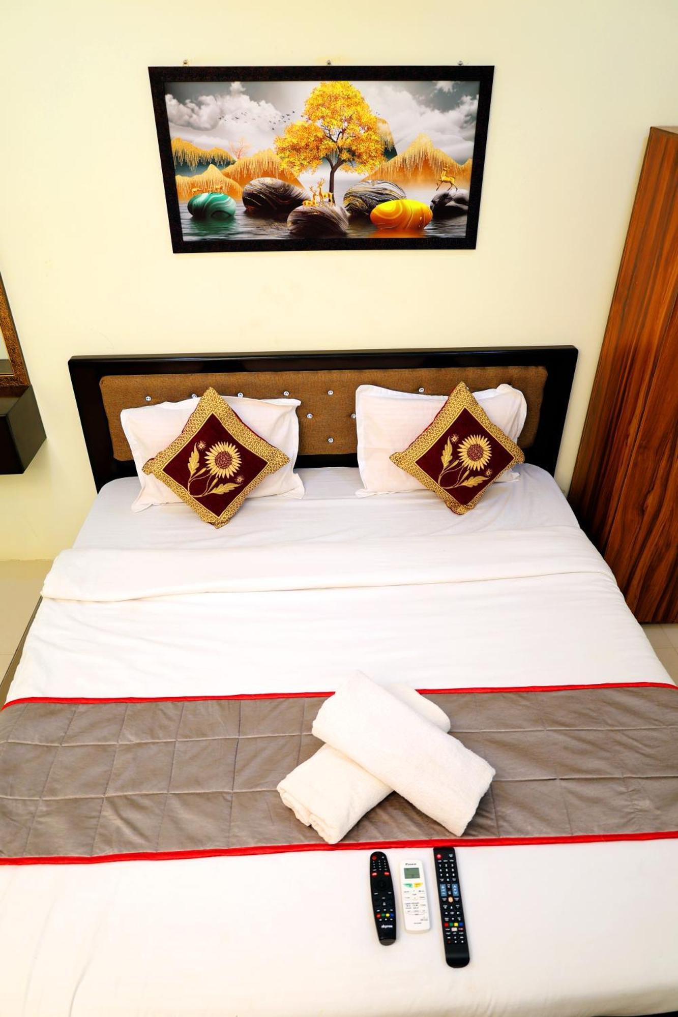 Sri Nilayam Inn ティルパティ エクステリア 写真