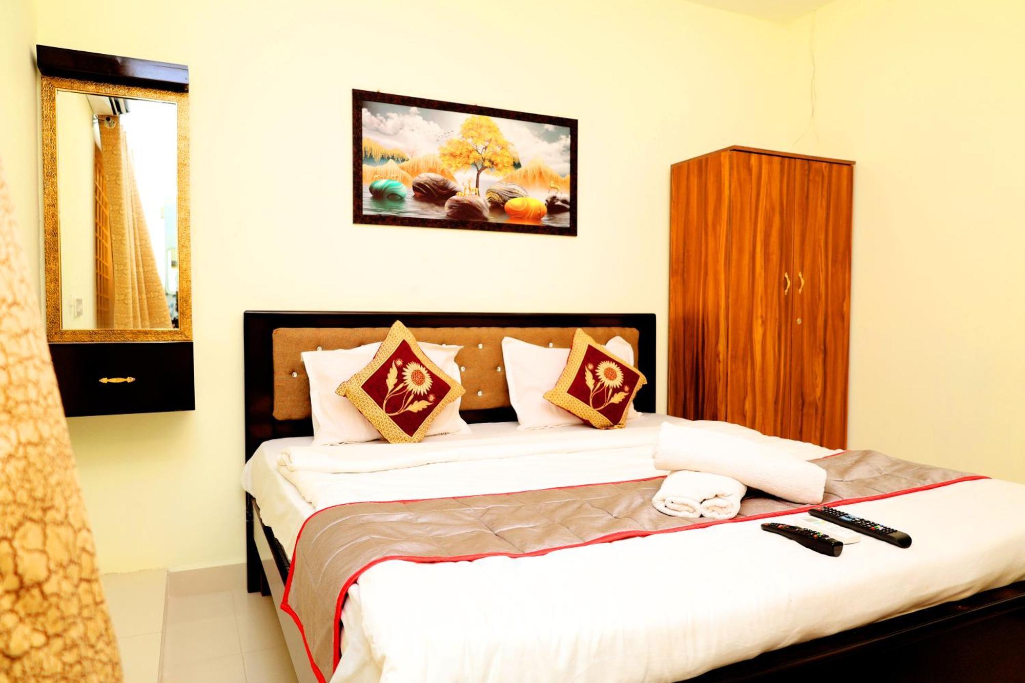 Sri Nilayam Inn ティルパティ エクステリア 写真