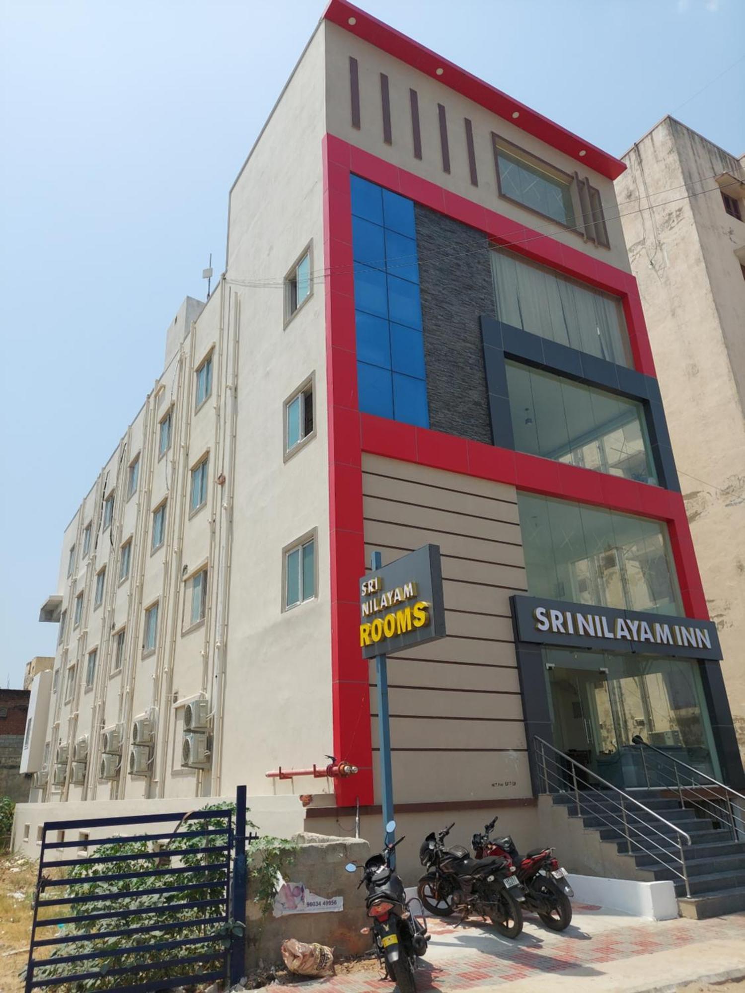 Sri Nilayam Inn ティルパティ エクステリア 写真